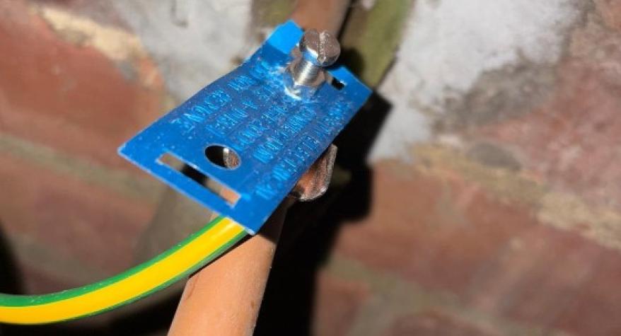 Been Told Your Gas or Water Pipe Has No Main Protective Bonding?